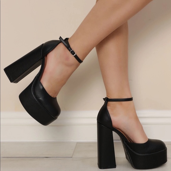 Shoes - Black Platform Block High Heels